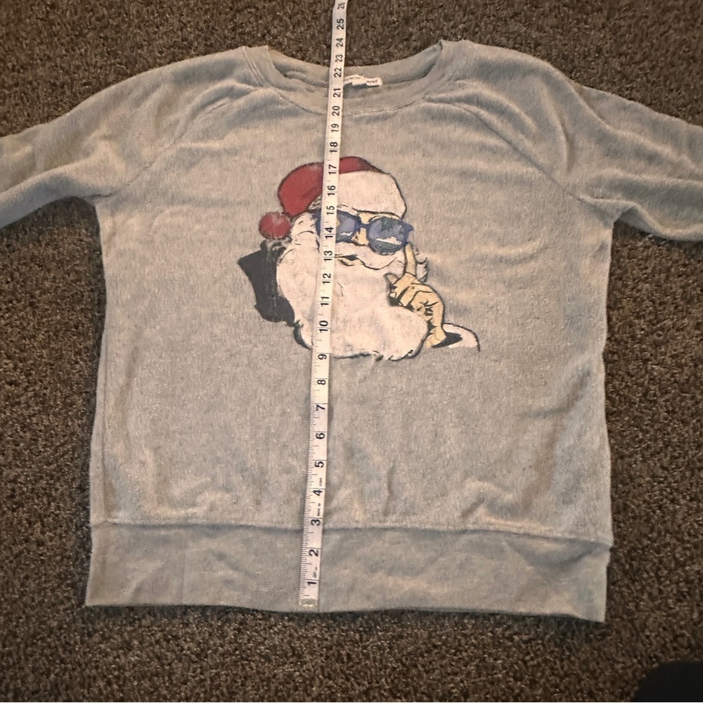 Grayson/Thread Grey Christmas Santa Sweatshirt Medium Cozy Holiday Graphic Funny - Picture 7 of 9